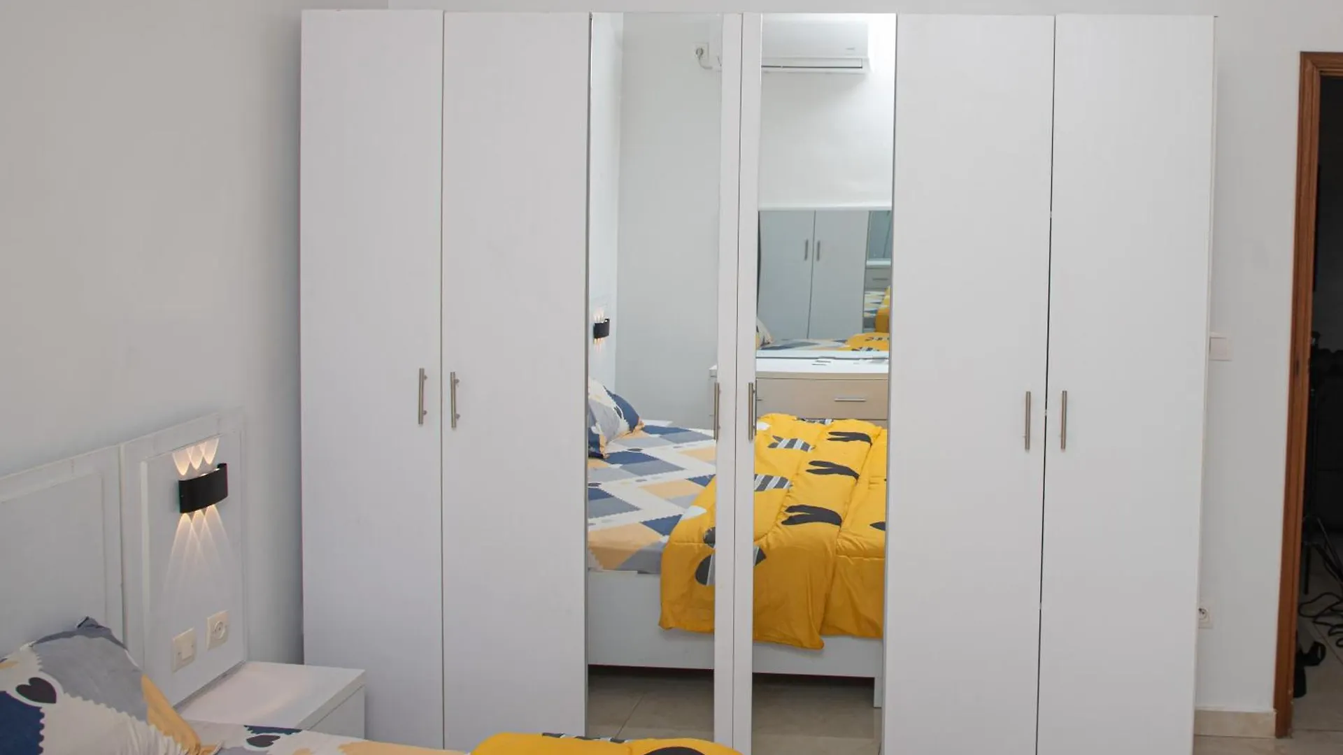Apartament Residence Teranga Immo Luxe Residence Ndoumbe Sylla Dakar Senegal